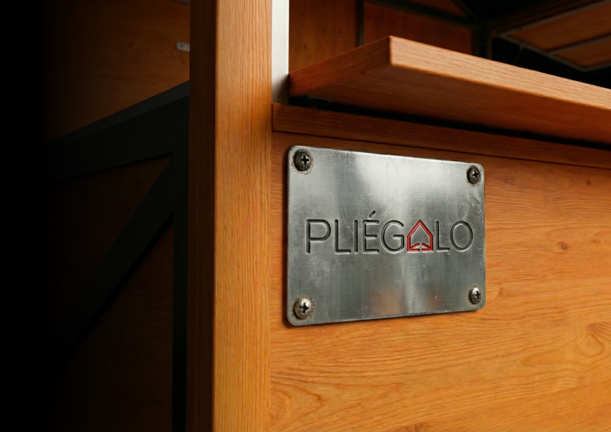 Stand corporativo en caseta de madera